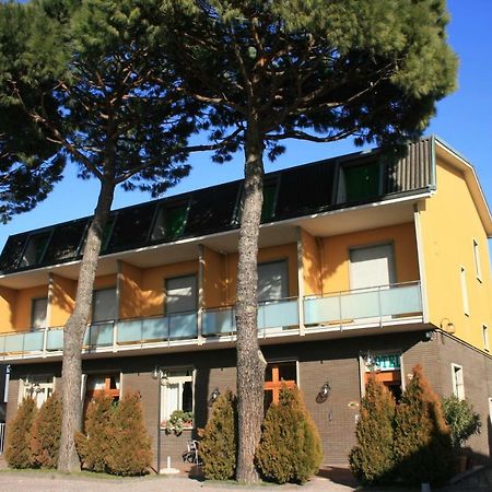 Albergo Nardini Lentate sul Seveso Εξωτερικό φωτογραφία