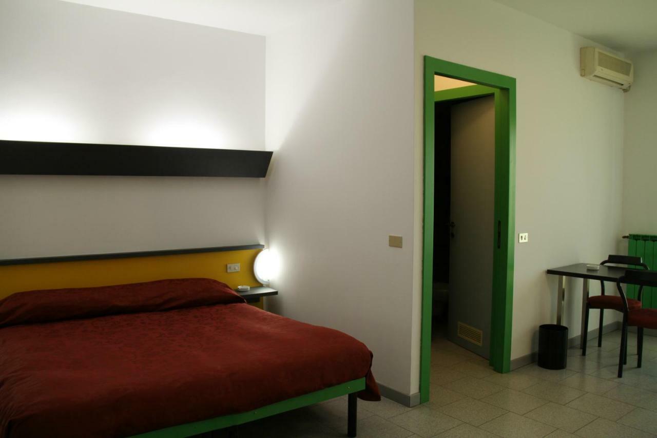 Albergo Nardini Lentate sul Seveso Εξωτερικό φωτογραφία